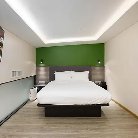 Hotel Z Zpaze